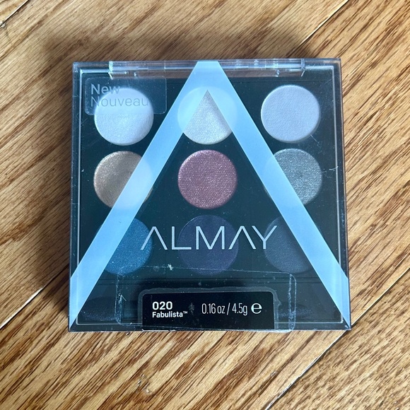 *NEW Almay Palette Pops in “Fabulista” Eyeshadow Palette - Picture 1 of 6